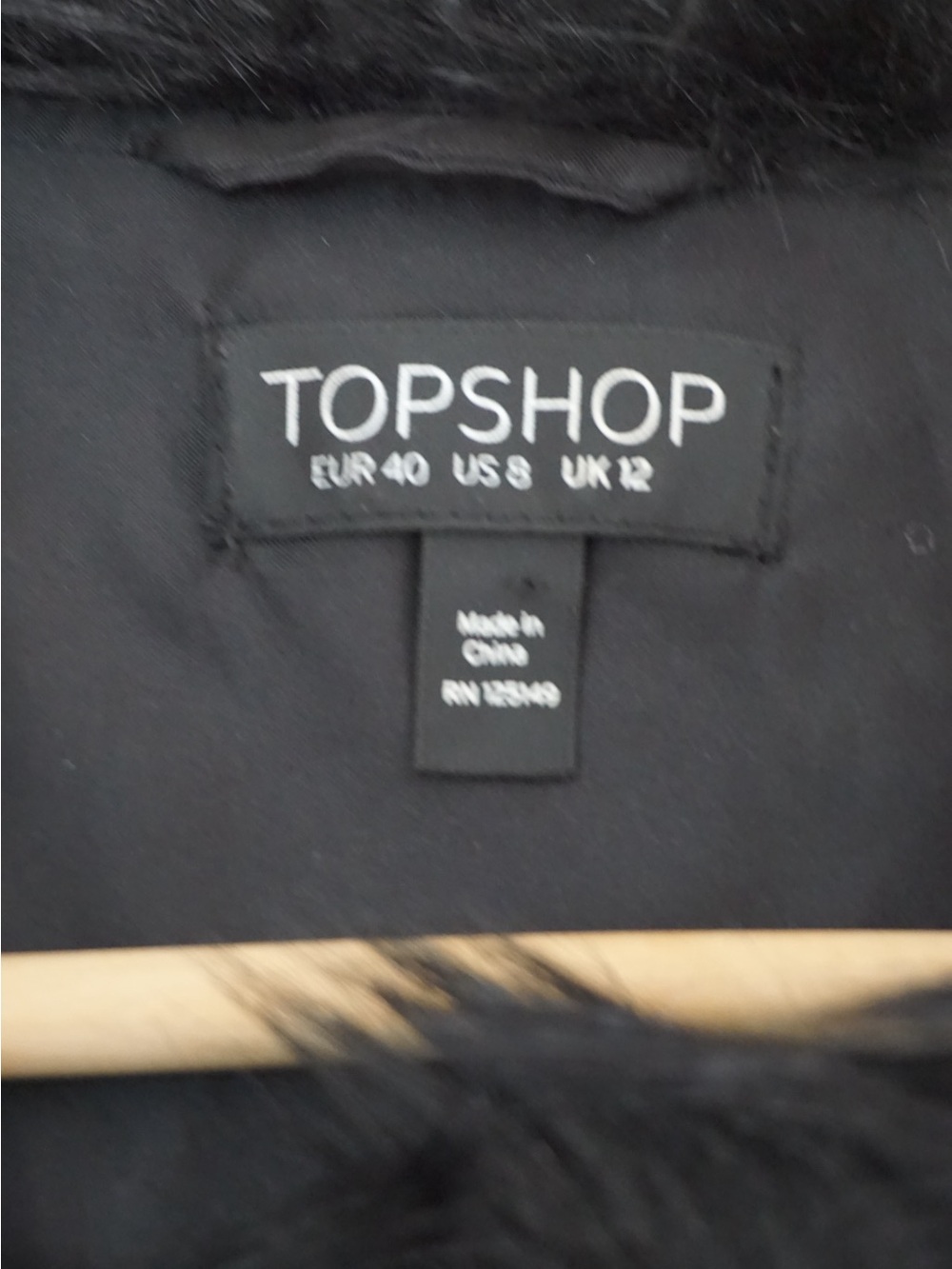 Topshop Black Faux Fur Teddy Vest - Picture 3 of 4
